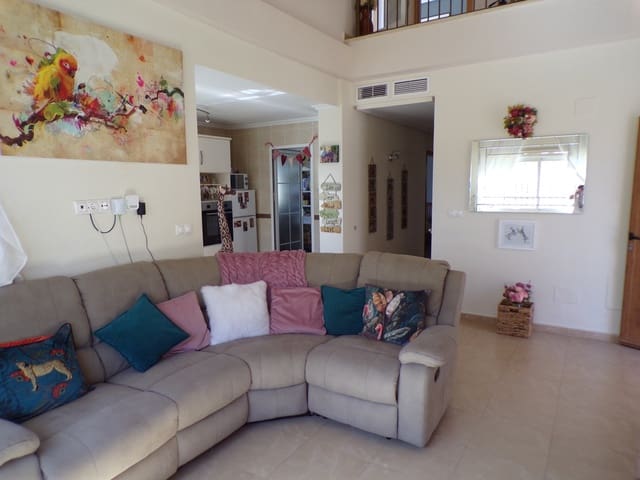 5 quarto Moradia para venda em San Miguel de Salinas com piscina - 349 995 € (Ref: 9784815)