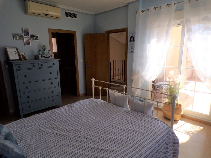 5 quarto Moradia para venda em San Miguel de Salinas com piscina - 349 995 € (Ref: 9784815)