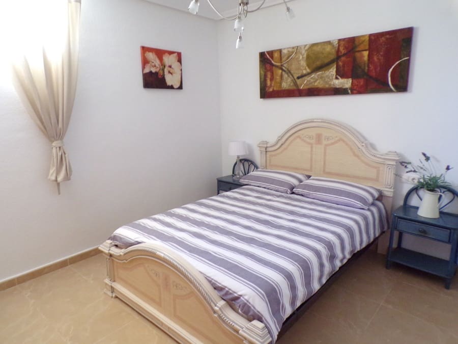 5 quarto Moradia para venda em San Miguel de Salinas com piscina - 349 995 € (Ref: 9784815)