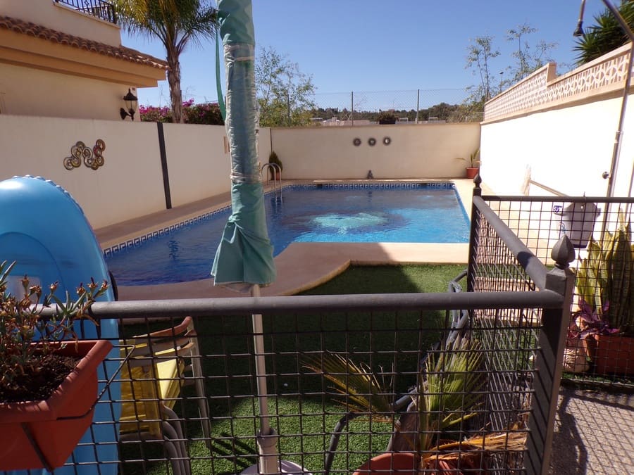 5 quarto Moradia para venda em San Miguel de Salinas com piscina - 349 995 € (Ref: 9784815)