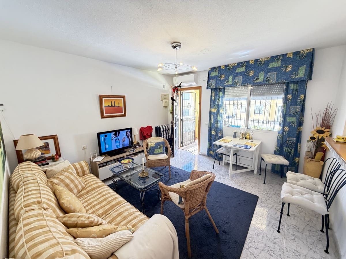 2 makuuhuone Huoneisto myytävänä paikassa Villamartin mukana uima-altaan - 159 995 € (Ref: 9784819)