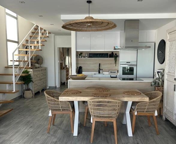 3 sovrum Villa till salu i Daya Vieja med pool - 359 000 € (Ref: 9793823)