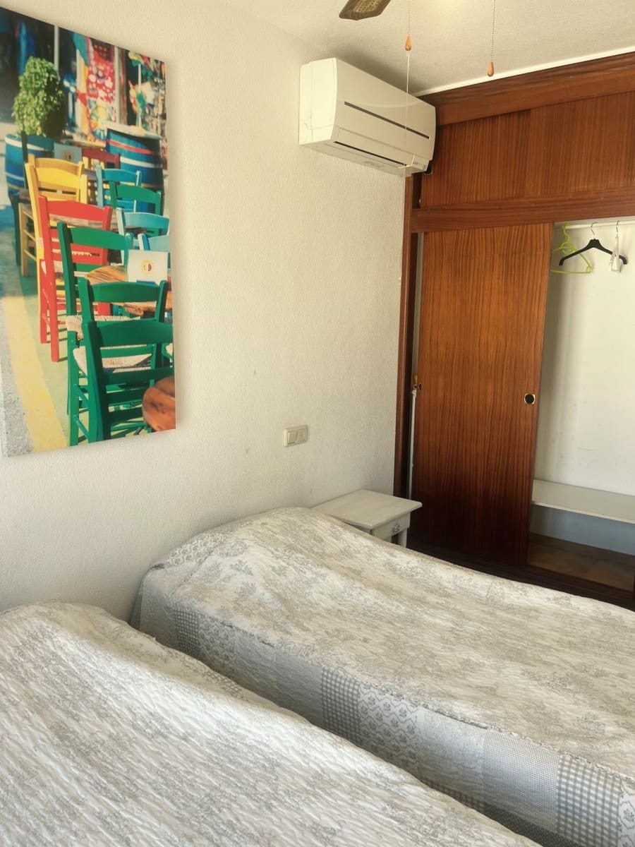 2 soveværelse Lejlighed til salg i Orihuela Costa med swimmingpool - € 205.000 (Ref: 9793824)