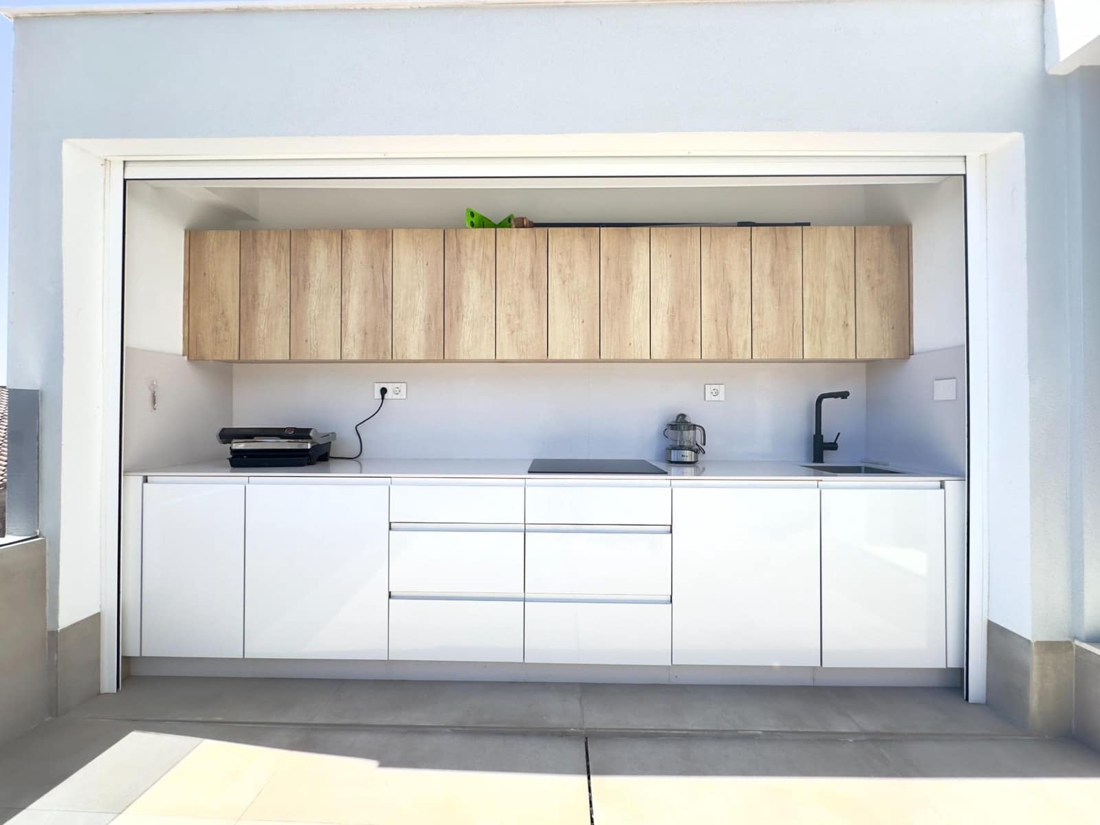 3 slaapkamer Appartement te koop in San Pedro del Pinatar met zwembad garage - € 410.000 (Ref: 9803835)