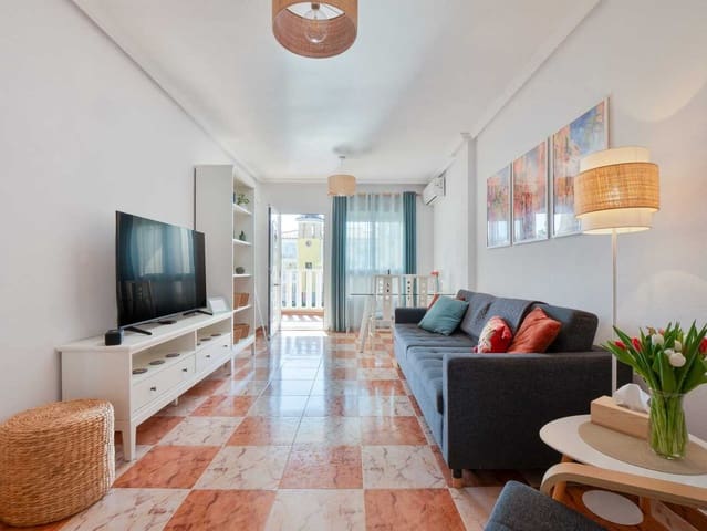 Apartamento de 2 habitaciones en Villamartin, Orihuela en venta - 139.950 € (Ref: 9815688)