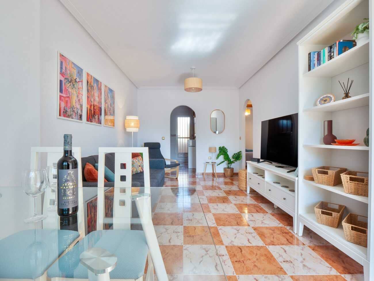 Apartamento de 2 habitaciones en Villamartin en venta - 139.950 € (Ref: 9815688)