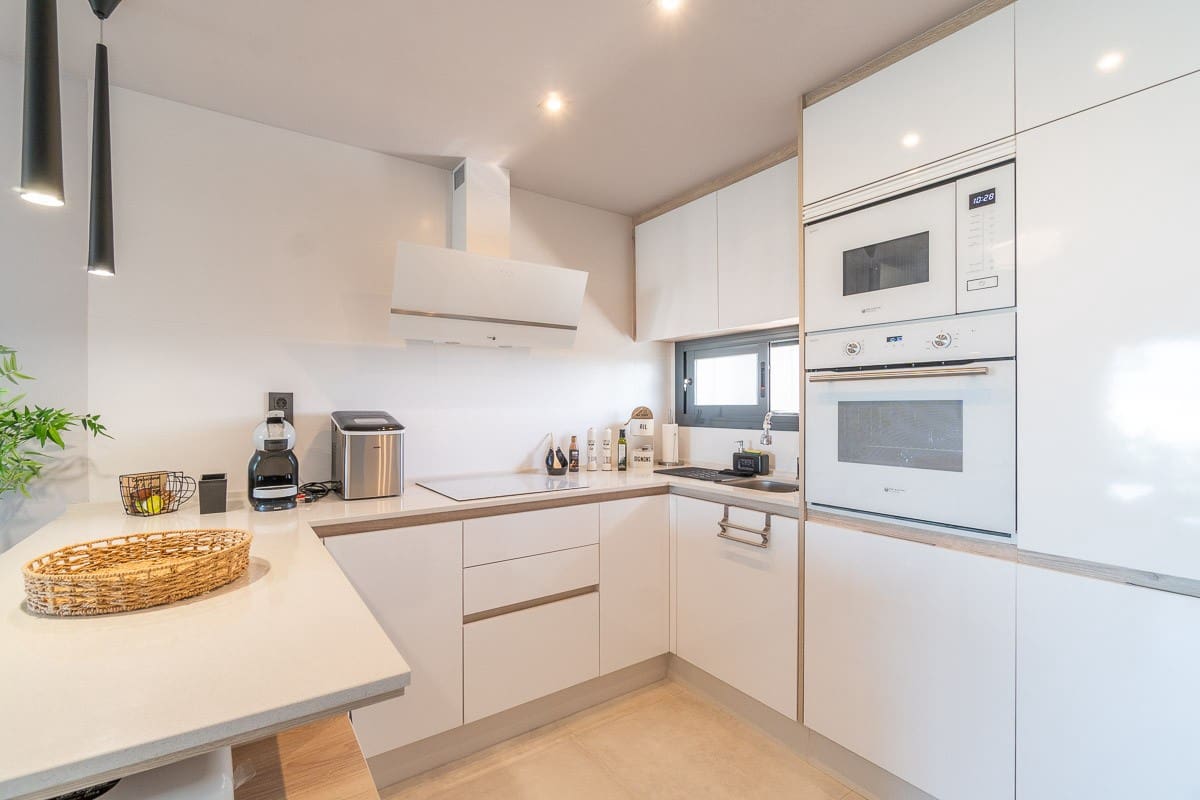 2 quarto Apartamento para venda em El Raso com piscina - 295 000 € (Ref: 9829886)