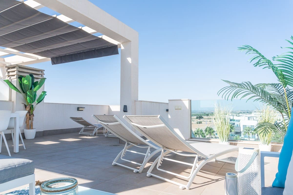 2 quarto Apartamento para venda em El Raso com piscina - 295 000 € (Ref: 9829886)