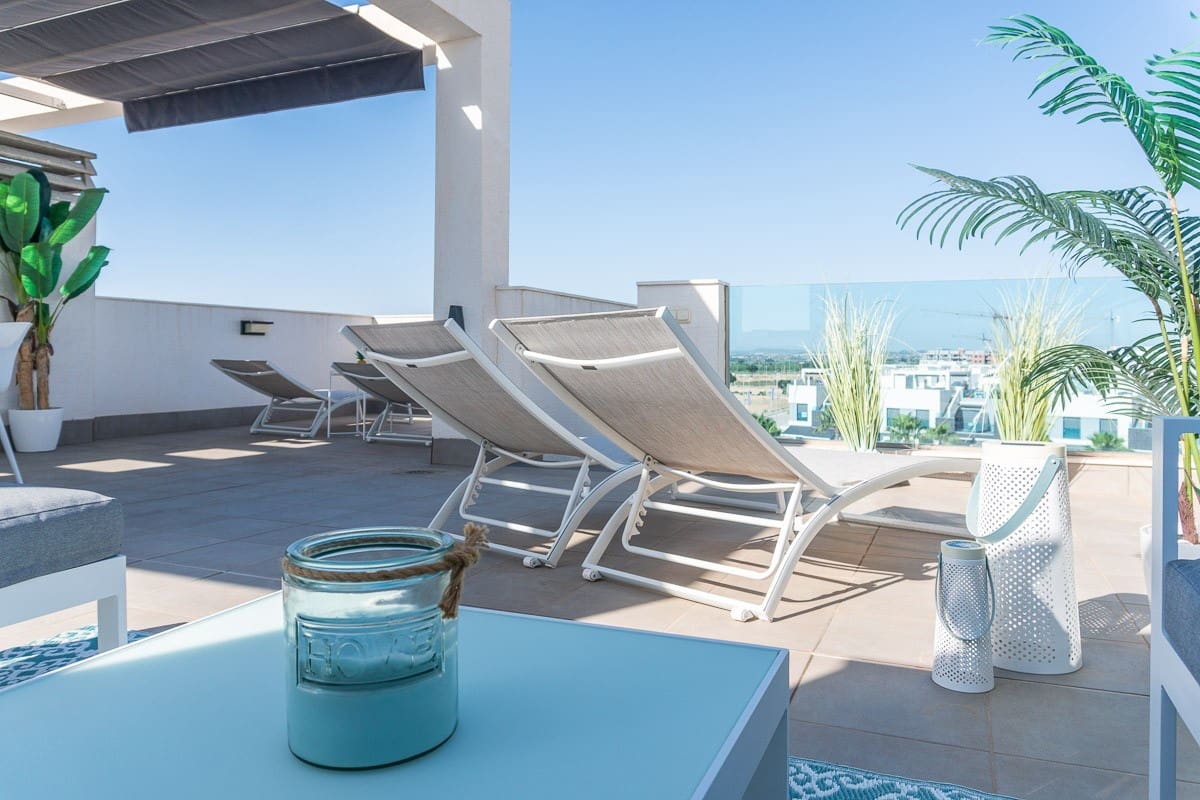 2 quarto Apartamento para venda em El Raso com piscina - 295 000 € (Ref: 9829886)