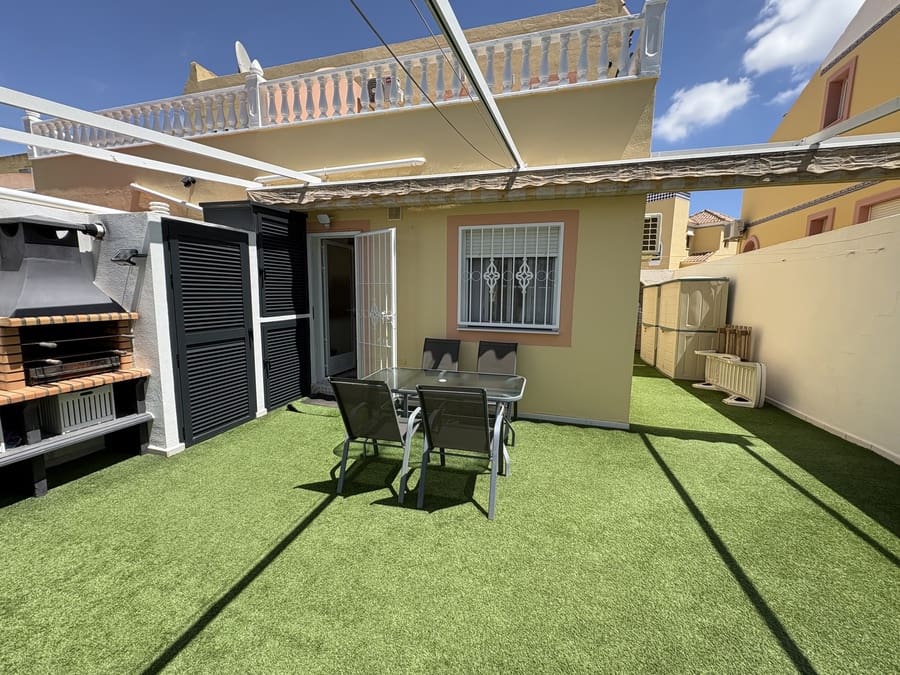 3 soveværelse Byhus til salg i Villamartin med swimmingpool - € 239.995 (Ref: 9830170)