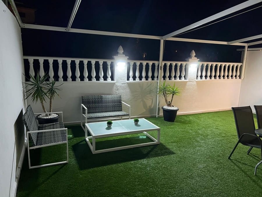 3 soveværelse Byhus til salg i Villamartin med swimmingpool - € 239.995 (Ref: 9830170)