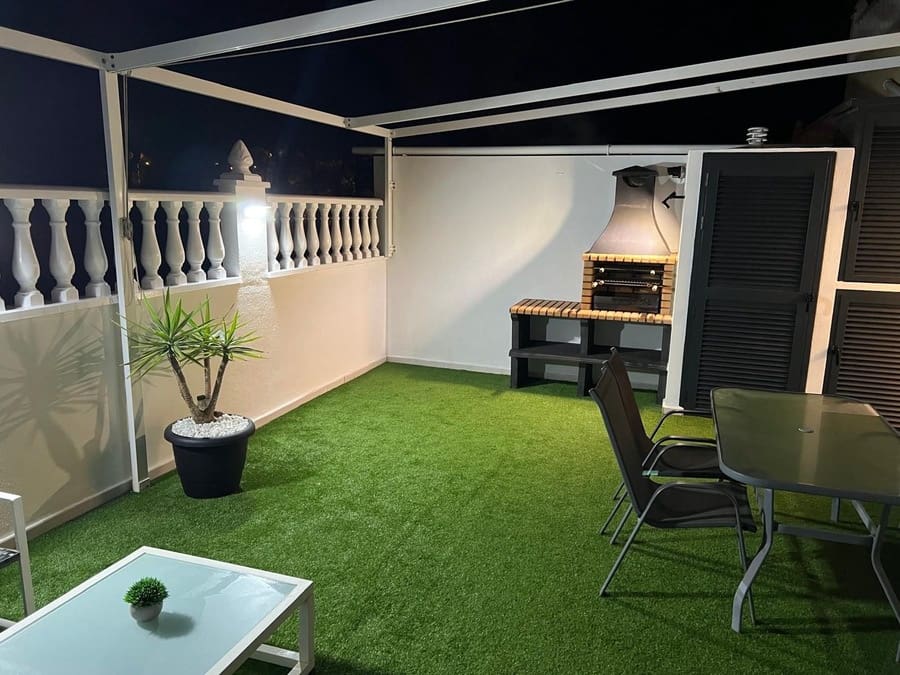 3 soveværelse Byhus til salg i Villamartin med swimmingpool - € 239.995 (Ref: 9830170)
