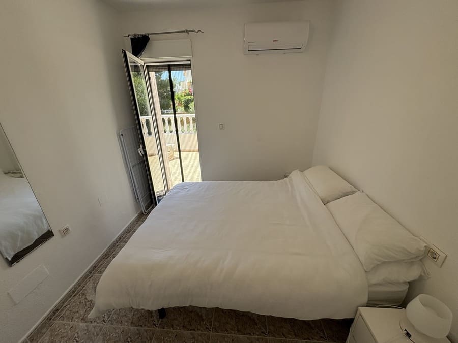 3 soveværelse Byhus til salg i Villamartin med swimmingpool - € 239.995 (Ref: 9830170)