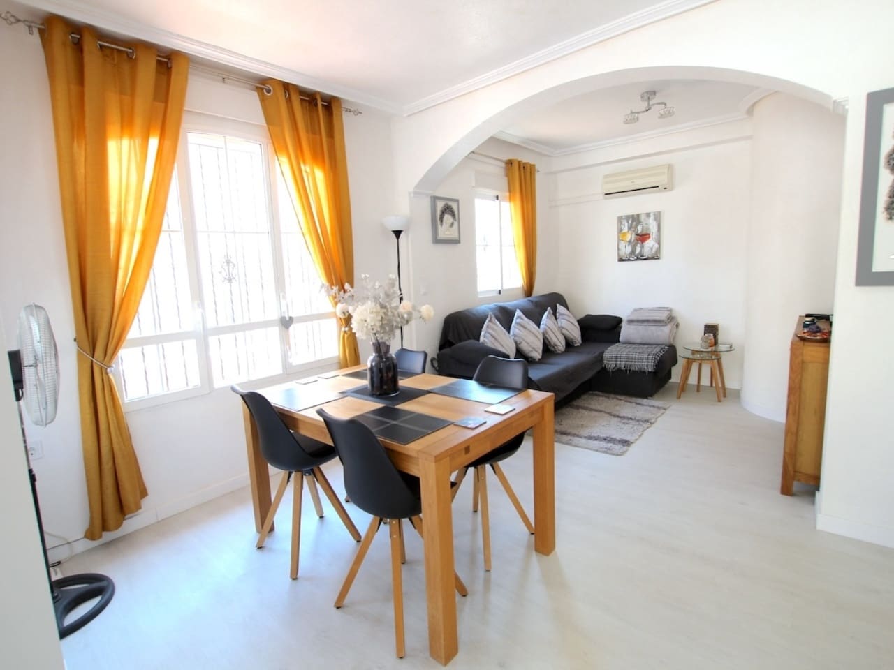 2 bedroom Townhouse for sale in Cabo Roig - € 235,000 (Ref: 9830176)