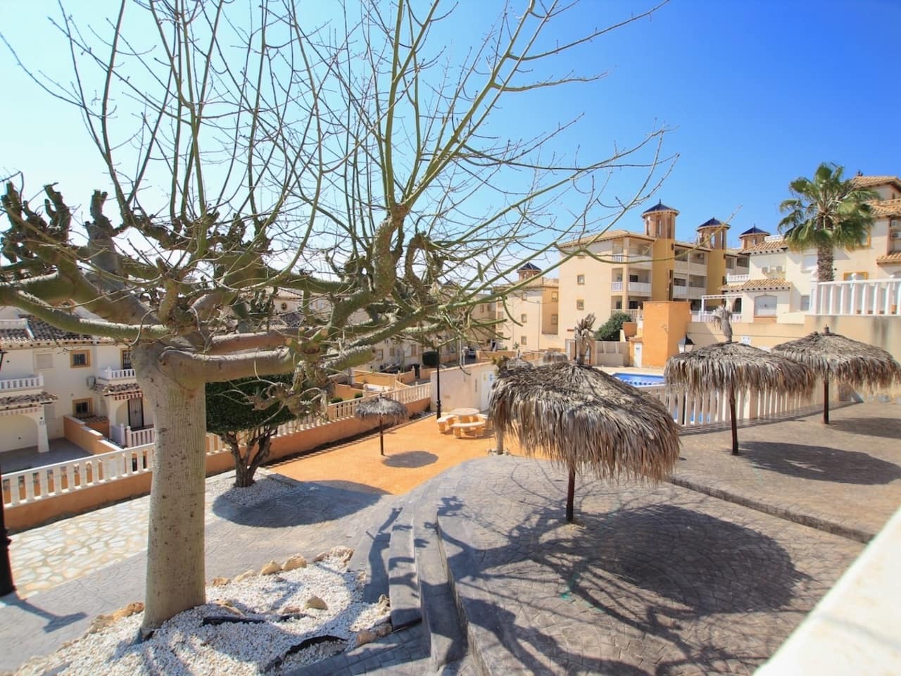 2 bedroom Townhouse for sale in Cabo Roig - € 235,000 (Ref: 9830176)