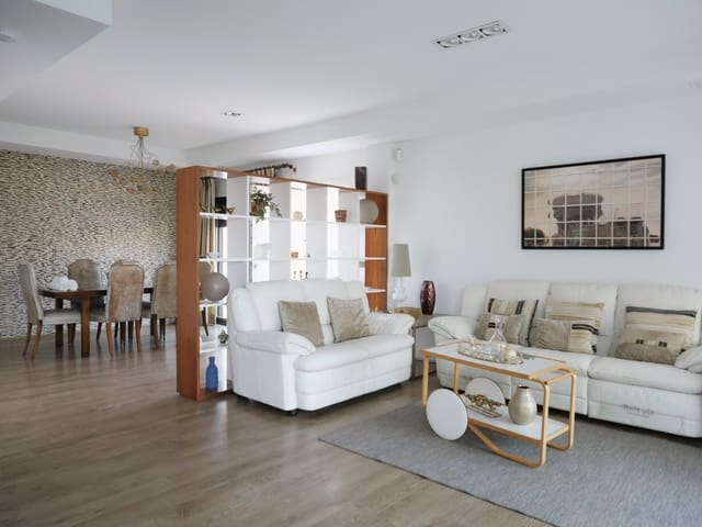 3 bedroom Villa for sale in San Fulgencio with pool - € 495,000 (Ref: 9830178)