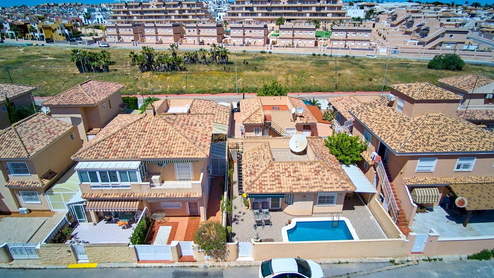 2 chambre Villa/Maison à vendre à Orihuela Costa avec piscine - 235 000 € (Ref: 9834102)