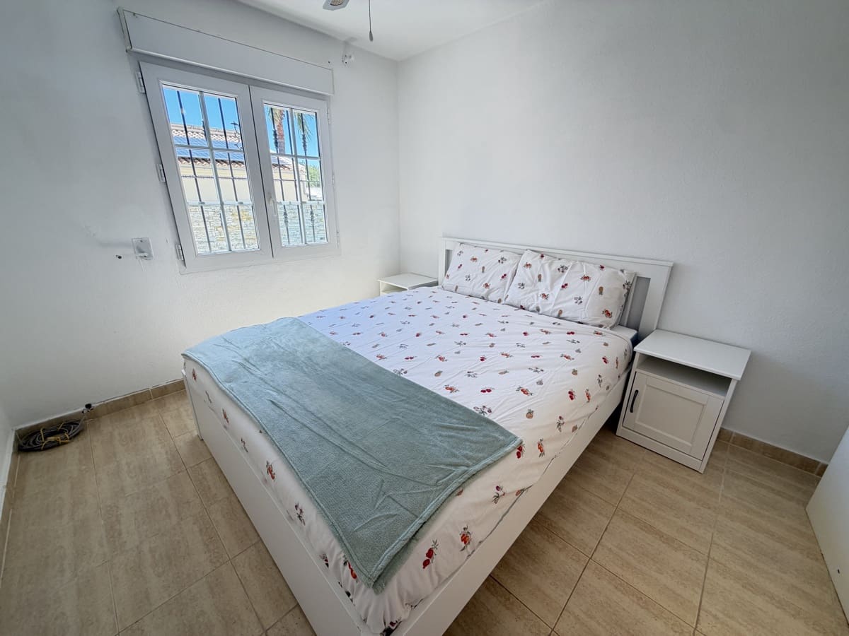 4 Zimmer Villa zu verkaufen in Las Ramblas Golf mit Pool - 349.995 € (Ref: 9850169)