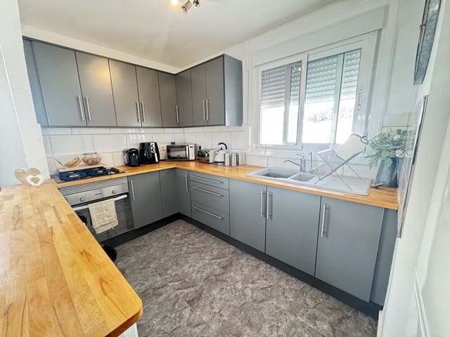 2 makuuhuone Huvila myytävänä paikassa Alicante kaupunki mukana uima-altaan - 299 995 € (Ref: 9856238)