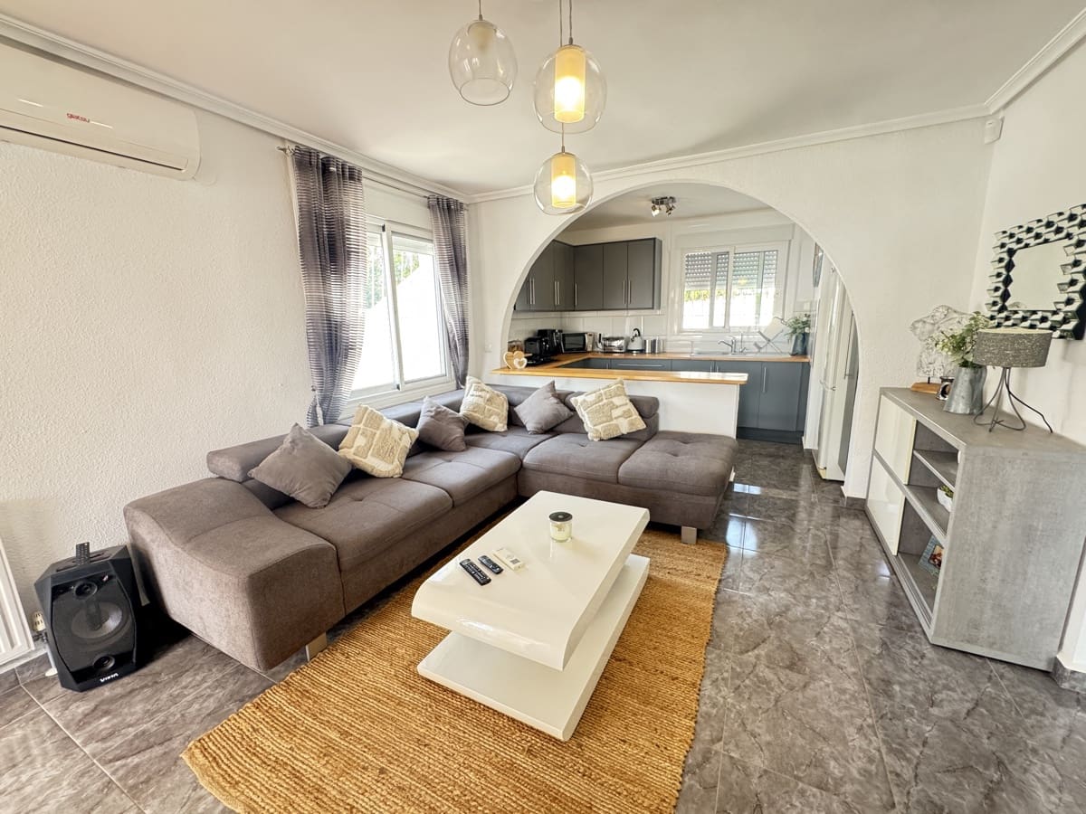 2 makuuhuone Huvila myytävänä paikassa Alicante kaupunki mukana uima-altaan - 299 995 € (Ref: 9856238)