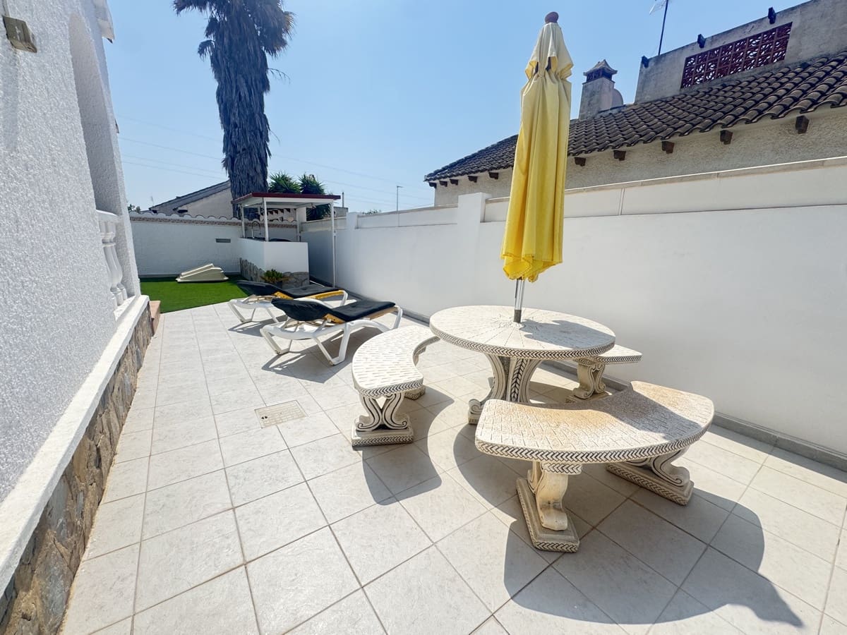 2 makuuhuone Huvila myytävänä paikassa Alicante kaupunki mukana uima-altaan - 299 995 € (Ref: 9856238)