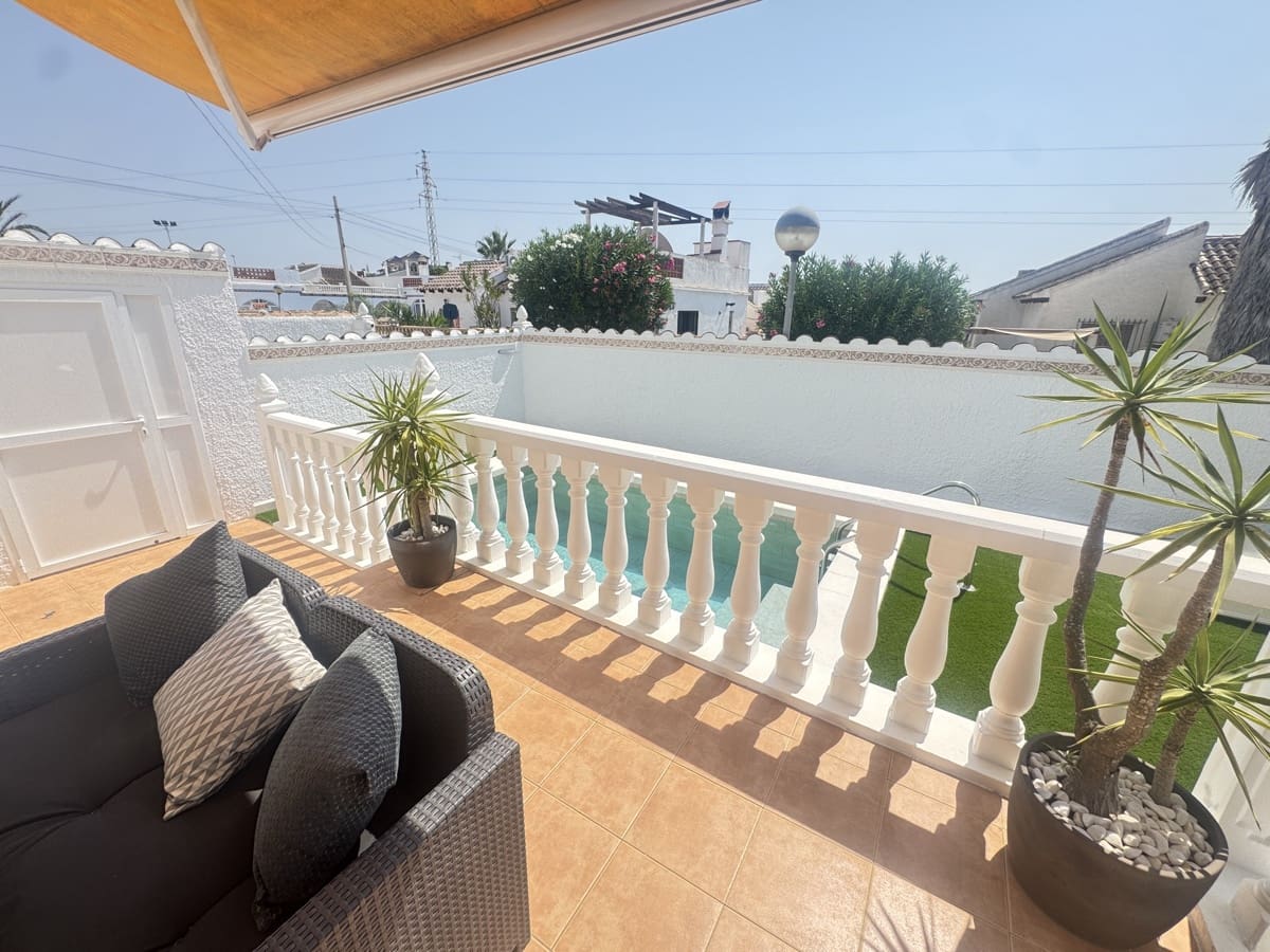 2 makuuhuone Huvila myytävänä paikassa Alicante kaupunki mukana uima-altaan - 299 995 € (Ref: 9856238)