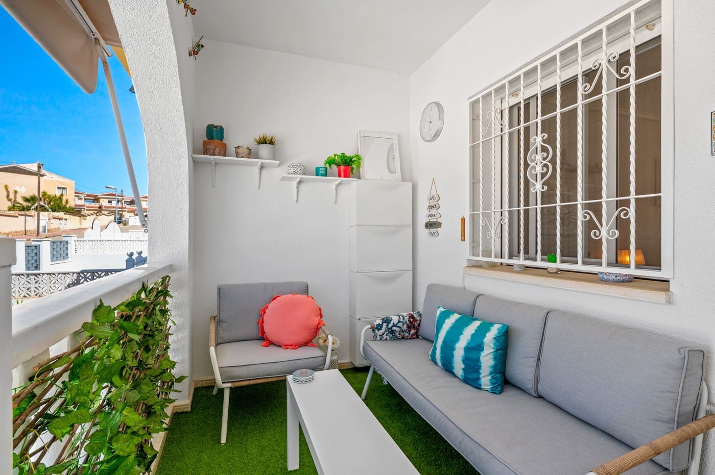 Pareado de 3 habitaciones en Benijófar en venta con piscina - 229.000 € (Ref: 9856267)