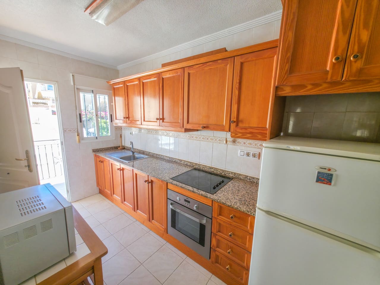 4 soveværelse Villa til salg i Villamartin med swimmingpool garage - € 229.950 (Ref: 9861212)