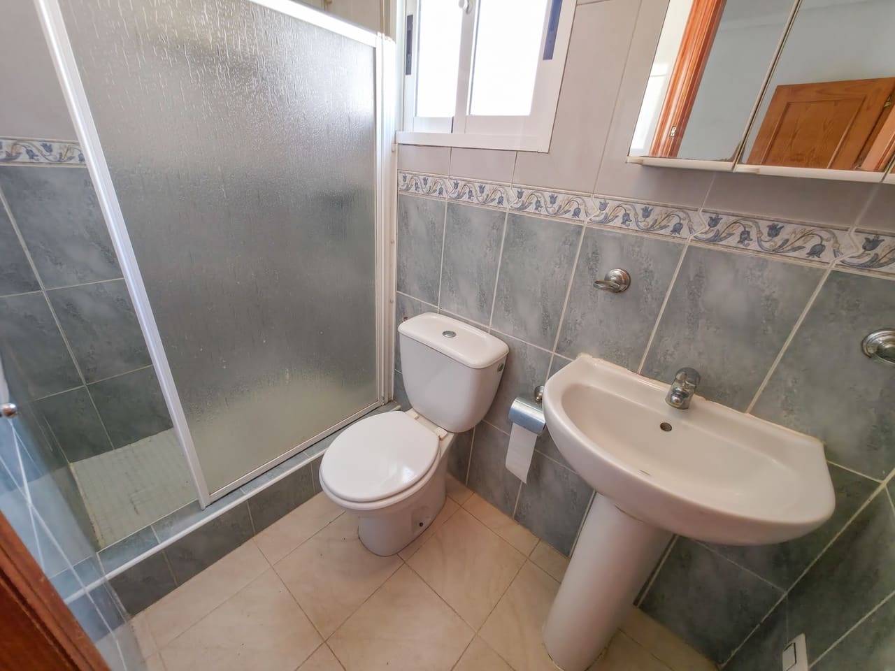 4 soveværelse Villa til salg i Villamartin med swimmingpool garage - € 229.950 (Ref: 9861212)