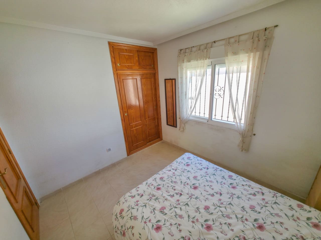 4 soveværelse Villa til salg i Villamartin med swimmingpool garage - € 229.950 (Ref: 9861212)