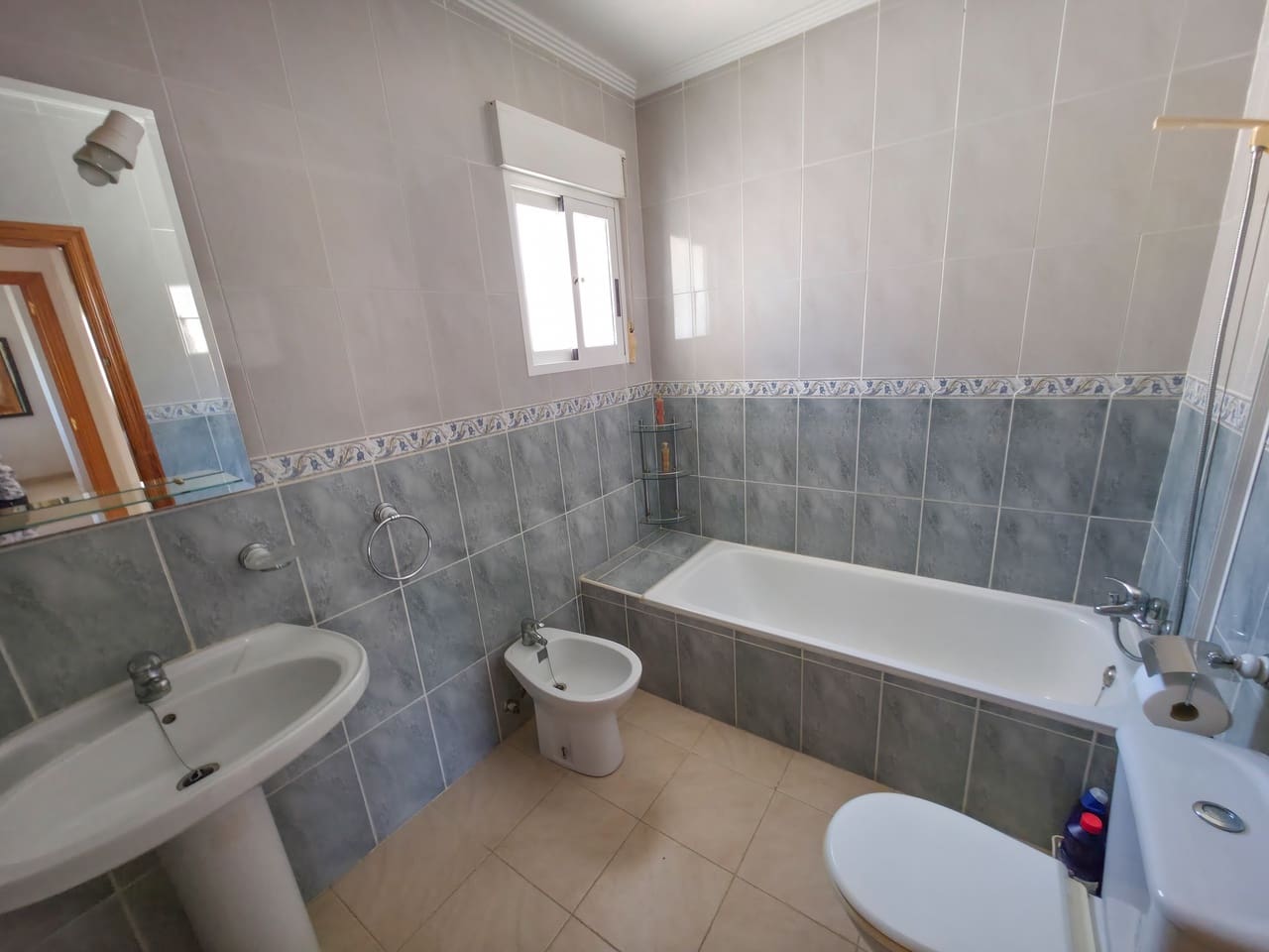 4 soveværelse Villa til salg i Villamartin med swimmingpool garage - € 229.950 (Ref: 9861212)