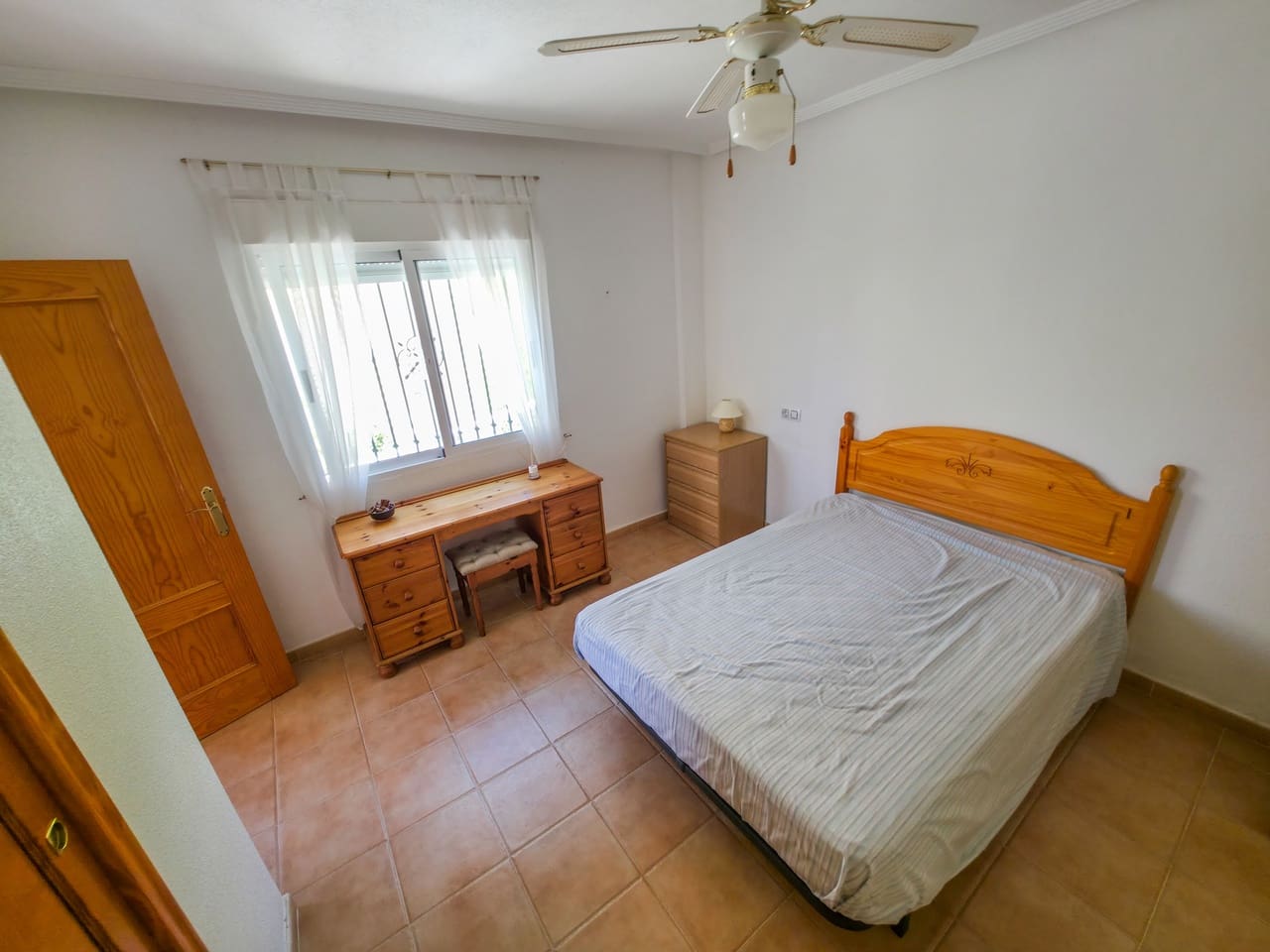 4 soveværelse Villa til salg i Villamartin med swimmingpool garage - € 229.950 (Ref: 9861212)