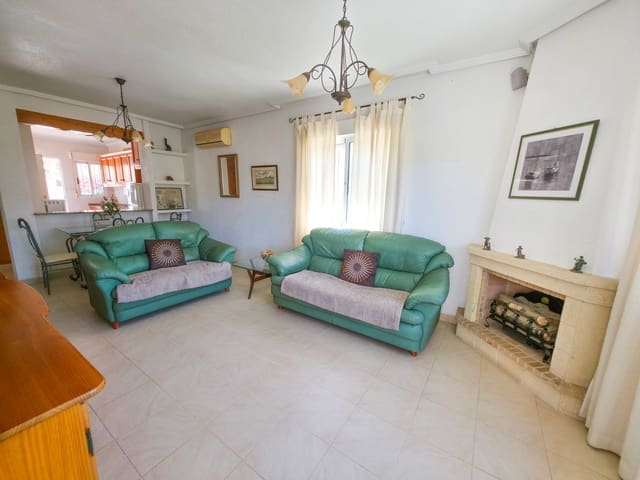 4 soveværelse Villa til salg i Villamartin, Orihuela med swimmingpool garage - € 229.950 (Ref: 9861212)