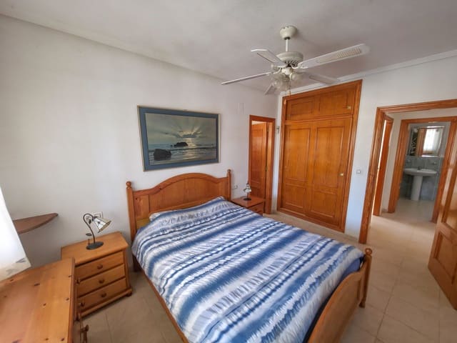 4 soveværelse Villa til salg i Villamartin, Orihuela med swimmingpool garage - € 229.950 (Ref: 9861212)