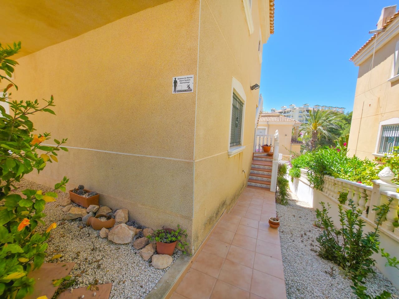 4 soveværelse Villa til salg i Villamartin med swimmingpool garage - € 229.950 (Ref: 9861212)