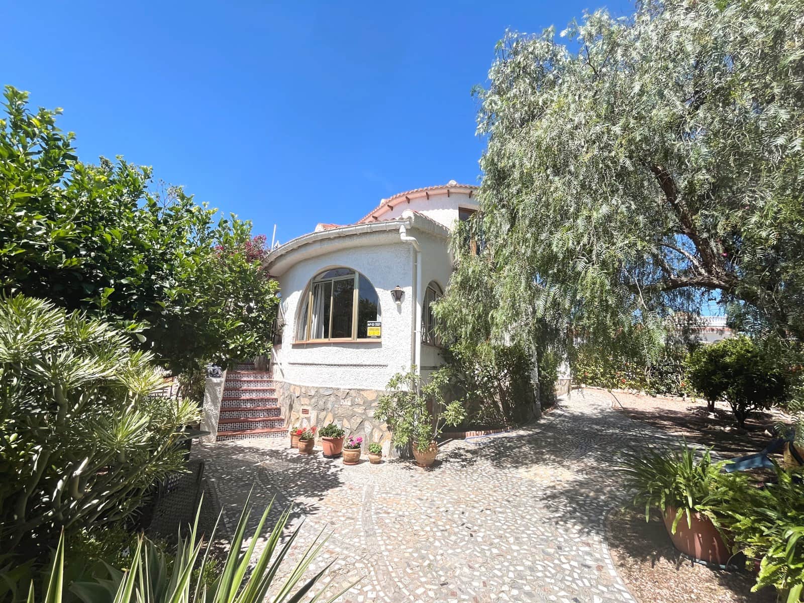 Chalet de 4 habitaciones en Ciudad Quesada en venta con piscina garaje - 385.000 € (Ref: 9861945)