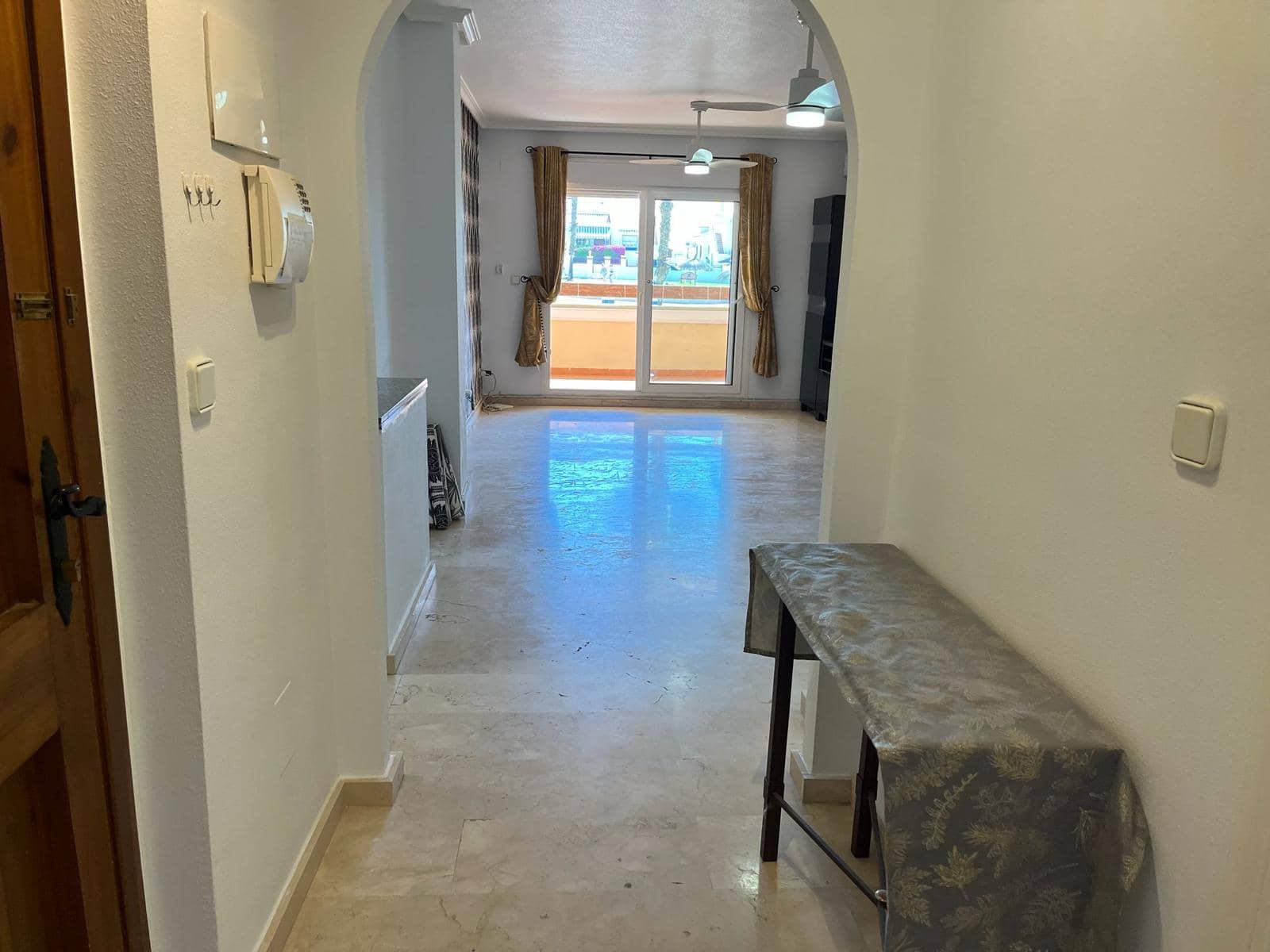 2 soveværelse Lejlighed til salg i Playa Flamenca med swimmingpool - € 189.950 (Ref: 9873882)