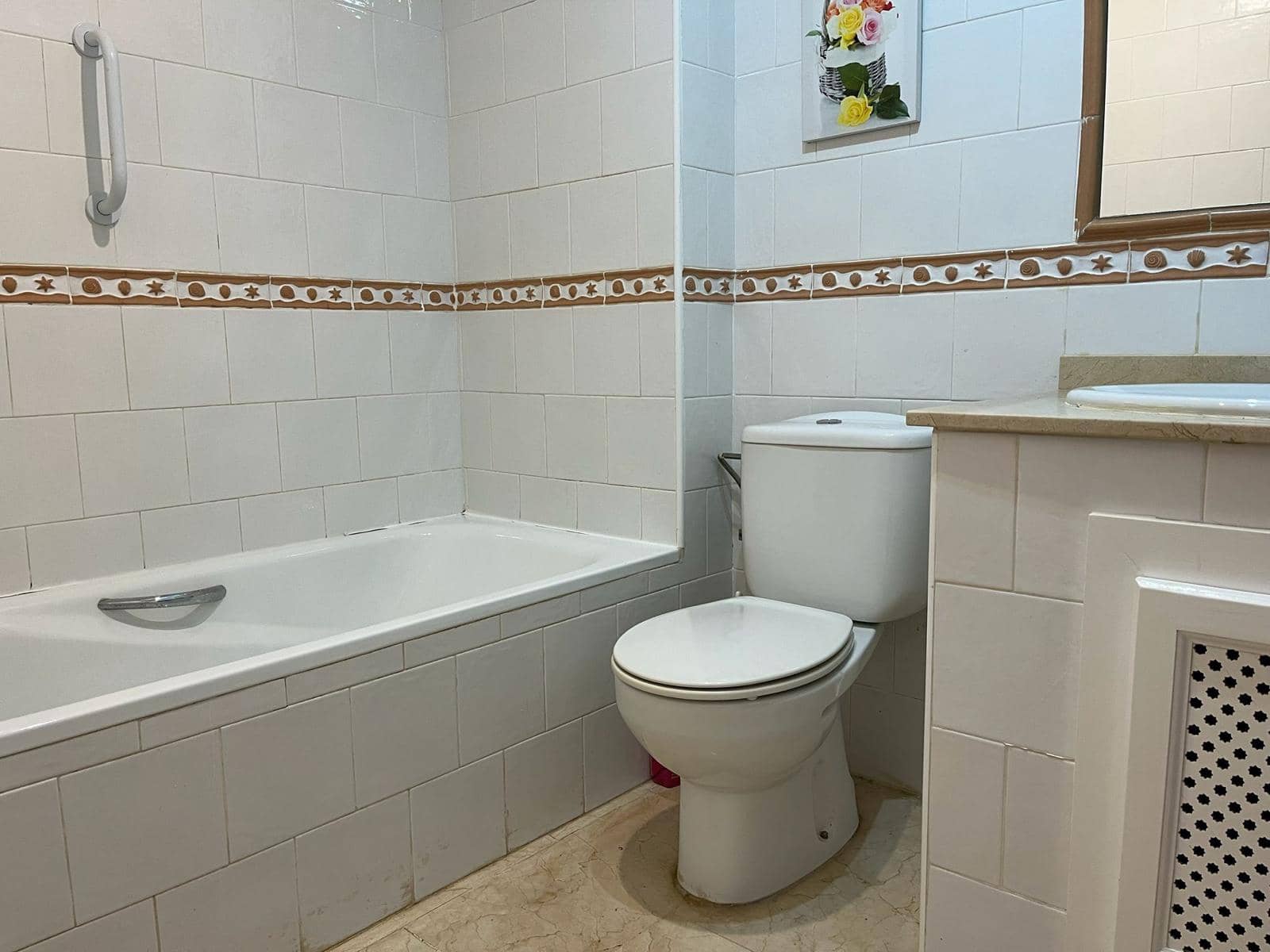 2 soveværelse Lejlighed til salg i Playa Flamenca med swimmingpool - € 189.950 (Ref: 9873882)