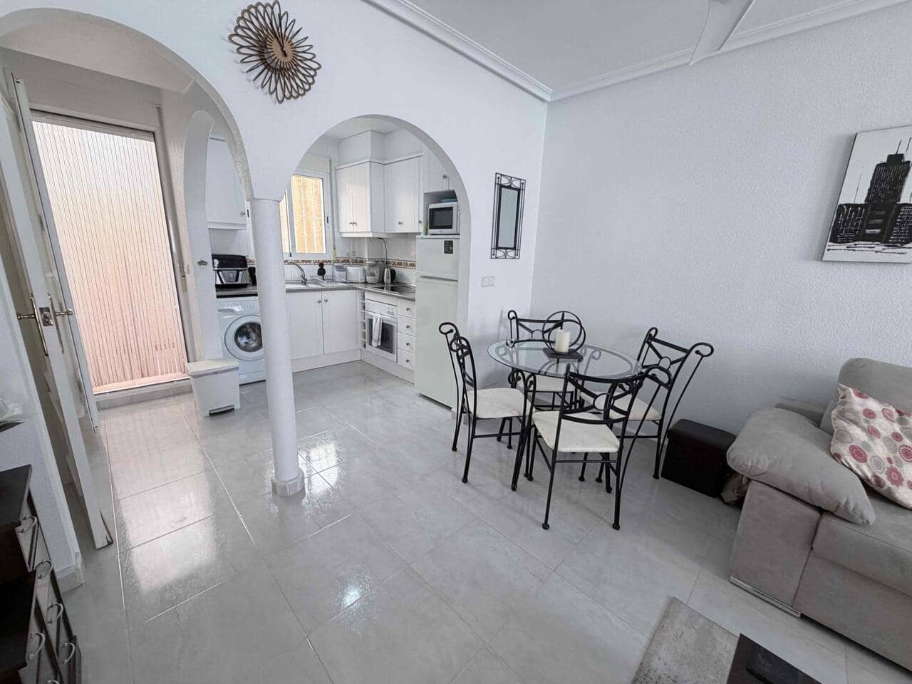 3 bedroom Townhouse for sale in Orihuela Costa with pool - € 199,000 (Ref: 9874236)
