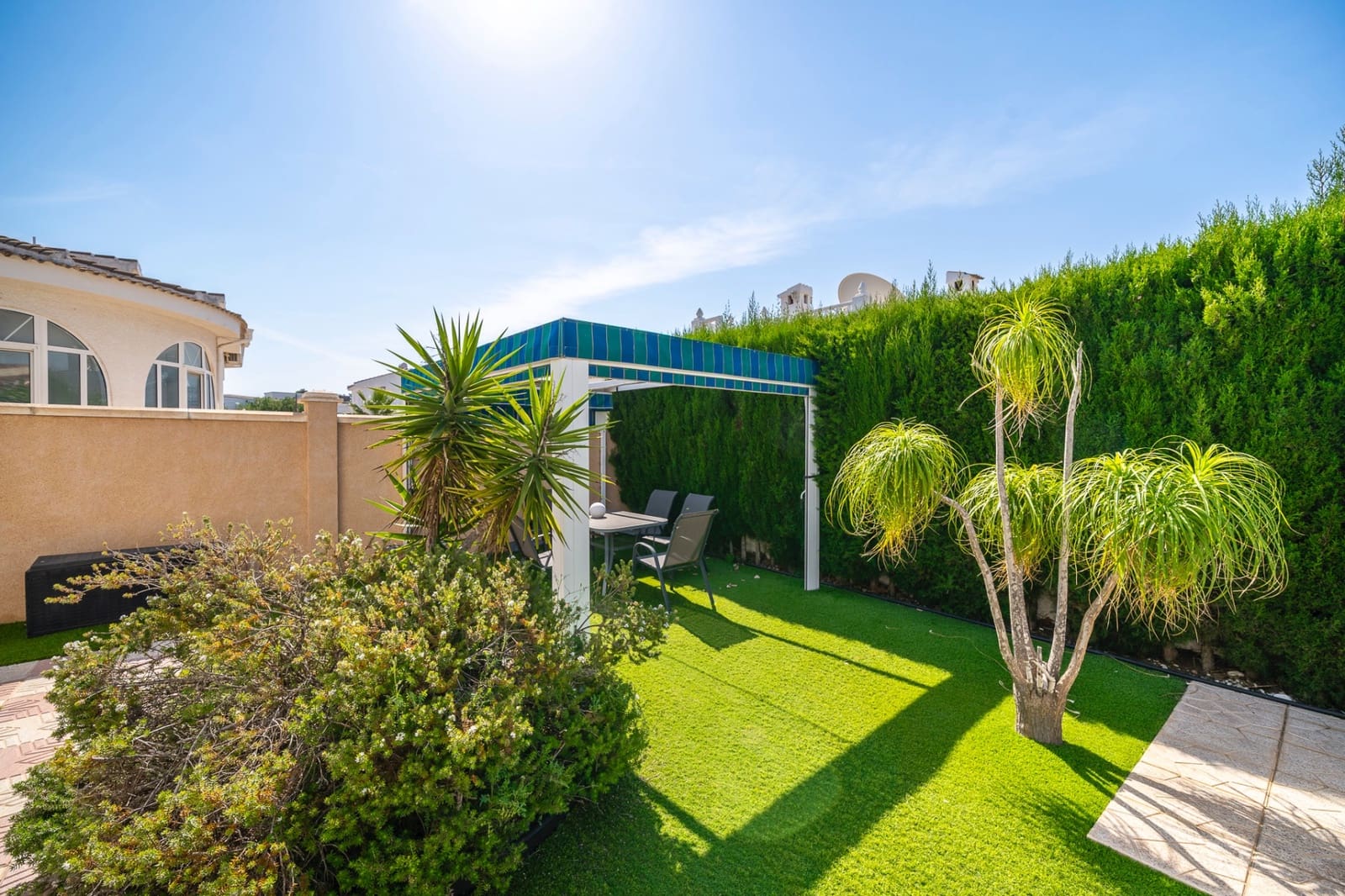 3 bedroom Villa for sale in Ciudad Quesada with pool - € 399,000 (Ref: 9877479)