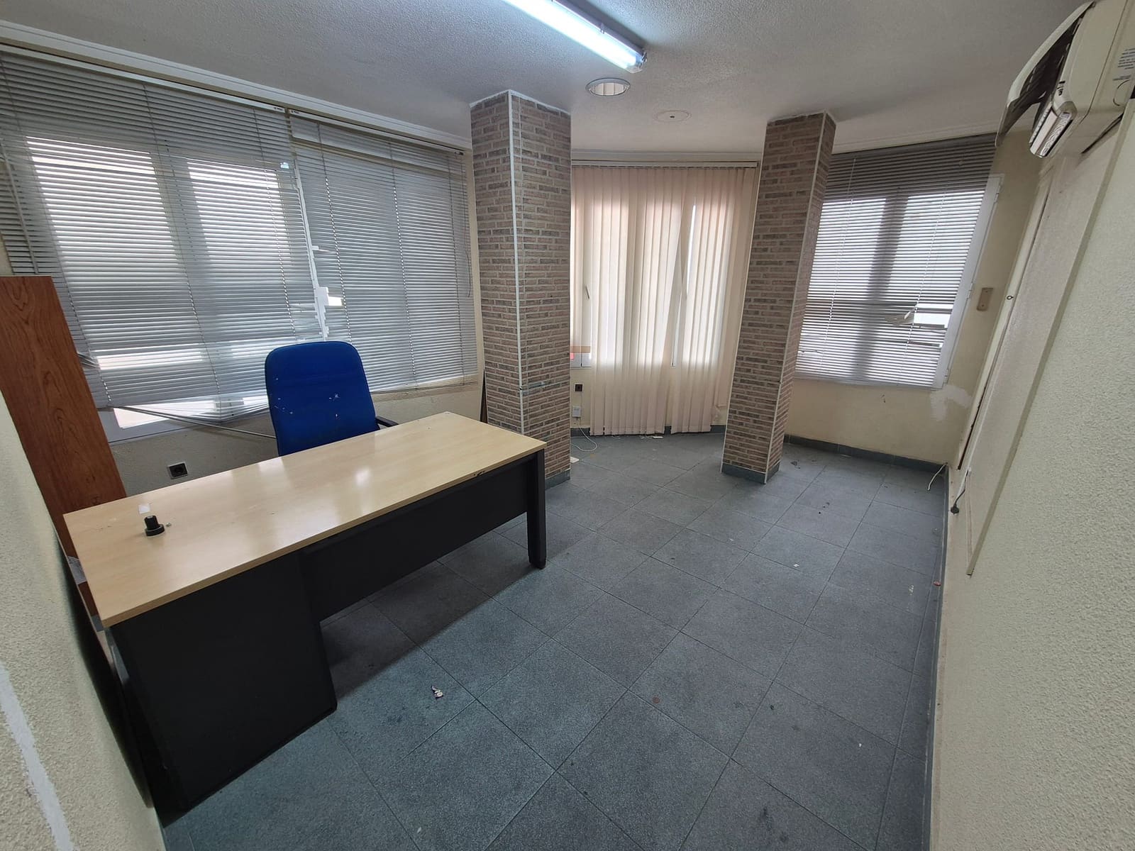 2 sovrum Kommersiell till salu i Torrevieja - 198 000 € (Ref: 9891244)
