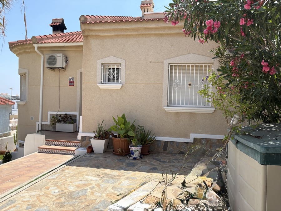 3 sypialnia Willa na sprzedaż w Orihuela Costa z basenem - 385 000 € (Ref: 9891245)