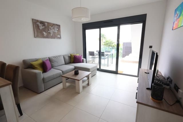 2 soveværelse Bungalow til salg i Guardamar del Segura med swimmingpool garage - € 255.000 (Ref: 9894959)