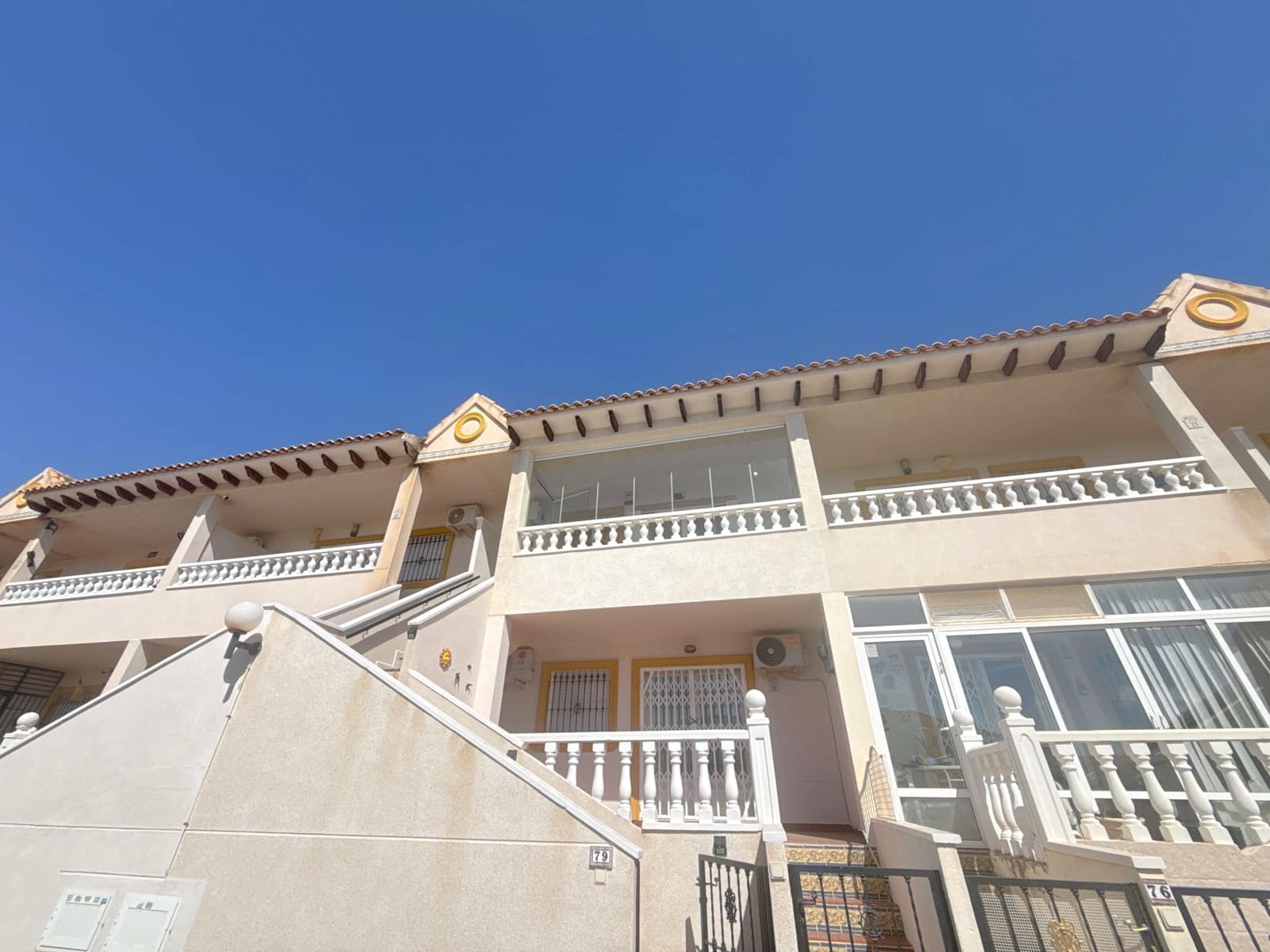 2 slaapkamer Appartement te koop in Orihuela Costa met zwembad garage - € 169.950 (Ref: 9909074)
