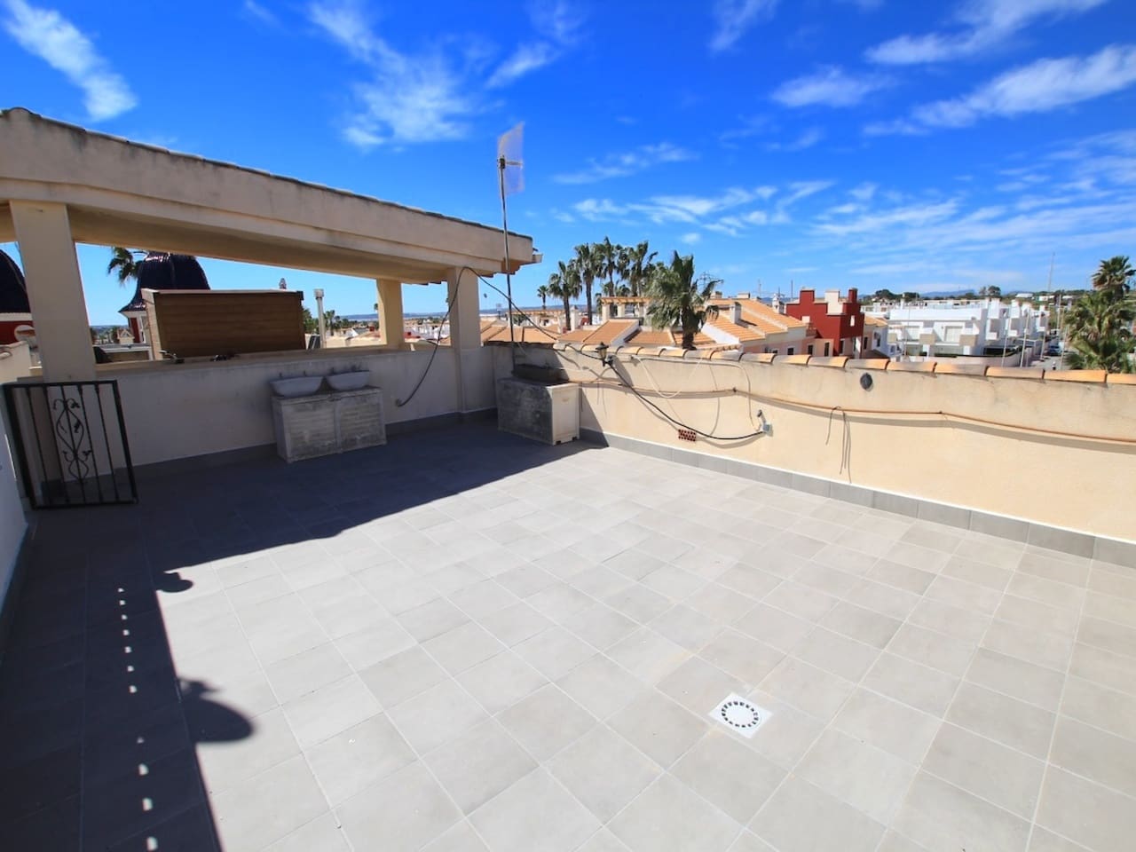 2 bedroom Apartment for sale in Dona Pepa - € 169,950 (Ref: 9917594)