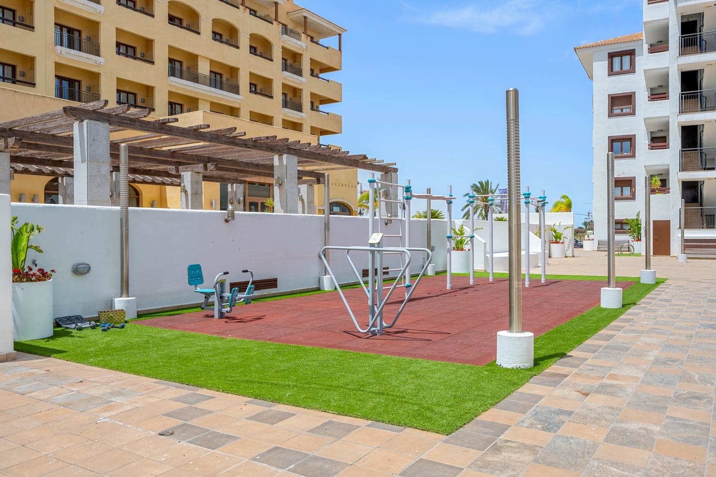 1 chambre Villa/Maison à vendre à Los Alcazares avec piscine garage - 139 000 € (Ref: 9917596)