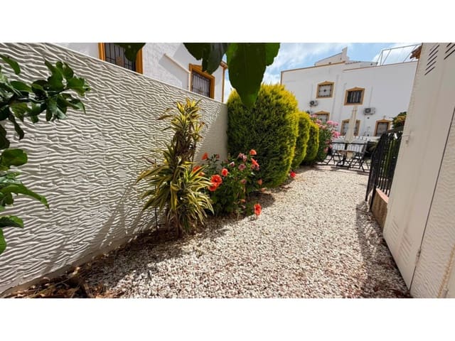 3 soveværelse Byhus til salg i Orihuela med swimmingpool - € 199.900 (Ref: 9940051)