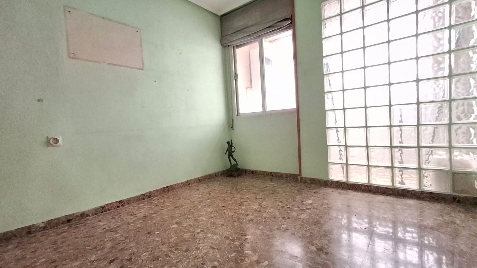 4 bedroom Apartment for sale in Orihuela - € 220,000 (Ref: 9942894)