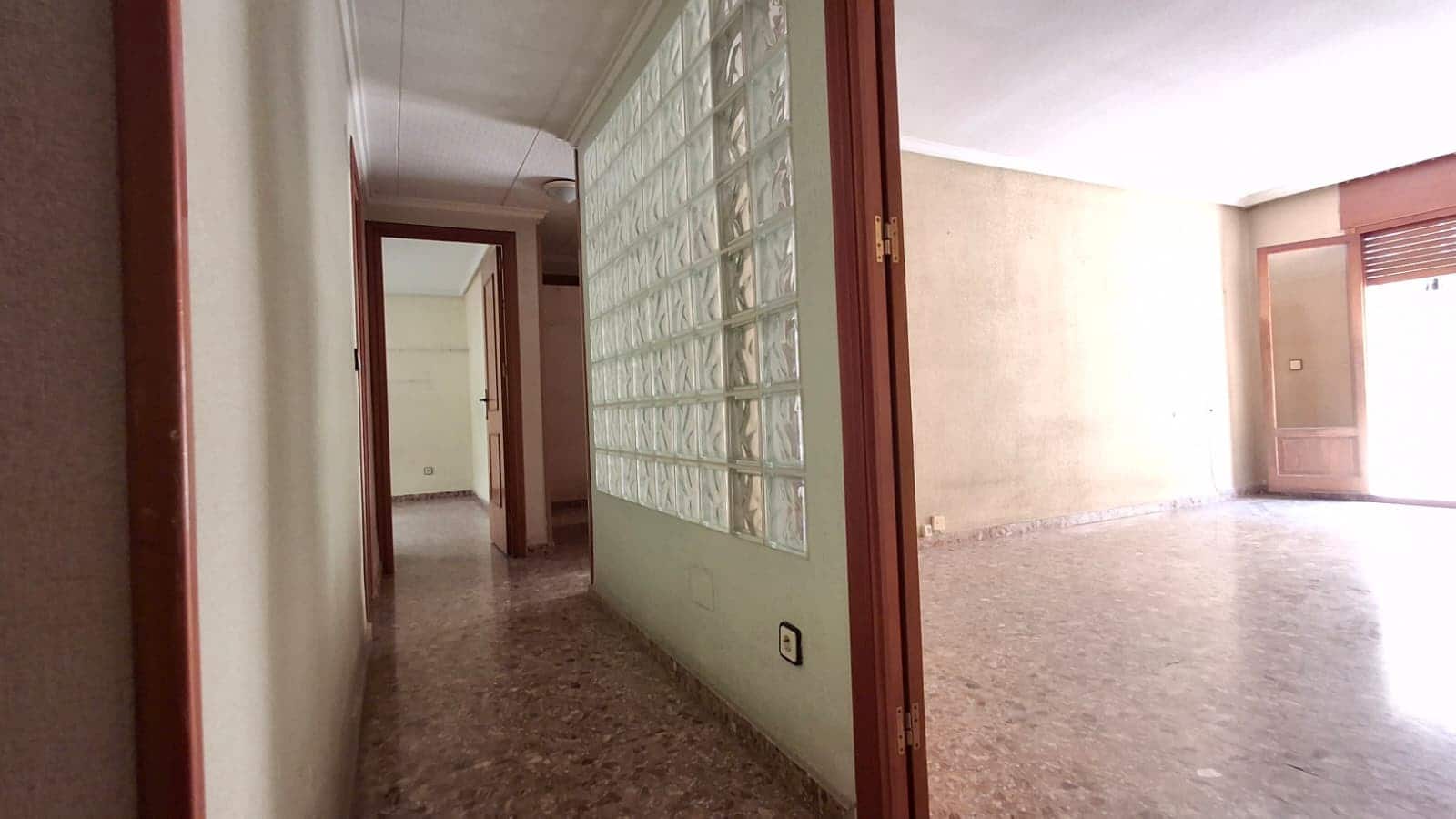 4 bedroom Apartment for sale in Orihuela - € 220,000 (Ref: 9942894)