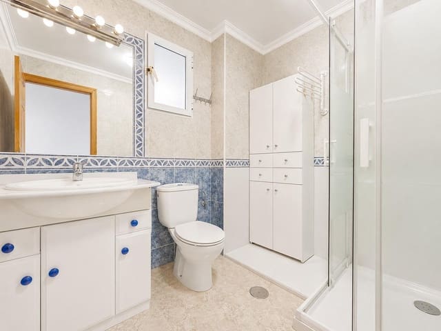 2 soveværelse Lejlighed til salg i Dehesa de Campoamor, Orihuela med swimmingpool - € 205.000 (Ref: 9942895)